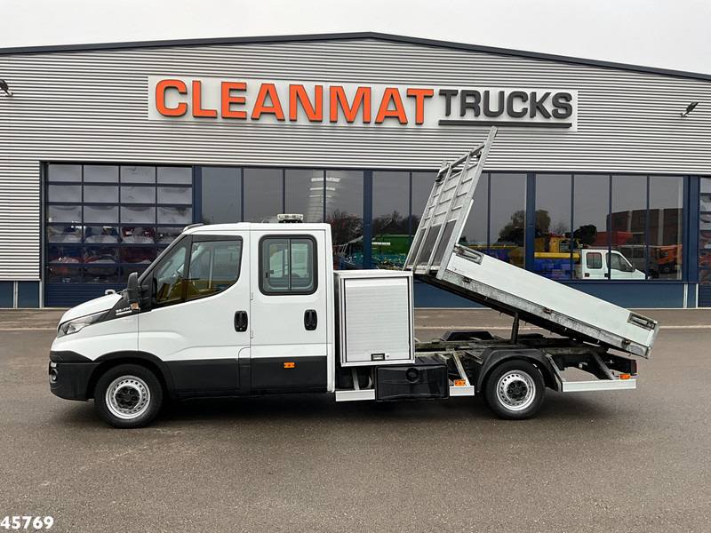 Iveco Daily 35S17D Kipper 7 persoons Just 95.281 km! - Camión volquete: foto 1 Iveco Daily 35S17D Kipper 7 persoons Just 95.281 km! - Camión volquete: foto 1