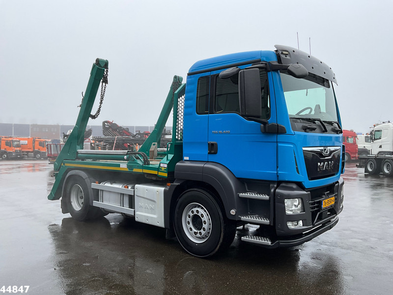 MAN TGS 18.420 Euro 6 Retarder VDL 13 Ton portaalarmsysteem - Camión portacontenedor de cadenas: foto 2 MAN TGS 18.420 Euro 6 Retarder VDL 13 Ton portaalarmsysteem - Camión portacontenedor de cadenas: foto 2