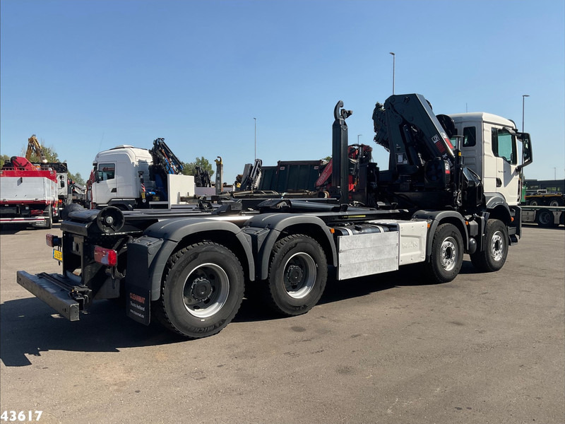 MAN TGS 32.470 8x4 Euro 6 Hiab 22 Tonmeter laadkraan Just 68.765 Km! - Camión multibasculante: foto 4 MAN TGS 32.470 8x4 Euro 6 Hiab 22 Tonmeter laadkraan Just 68.765 Km! - Camión multibasculante: foto 4