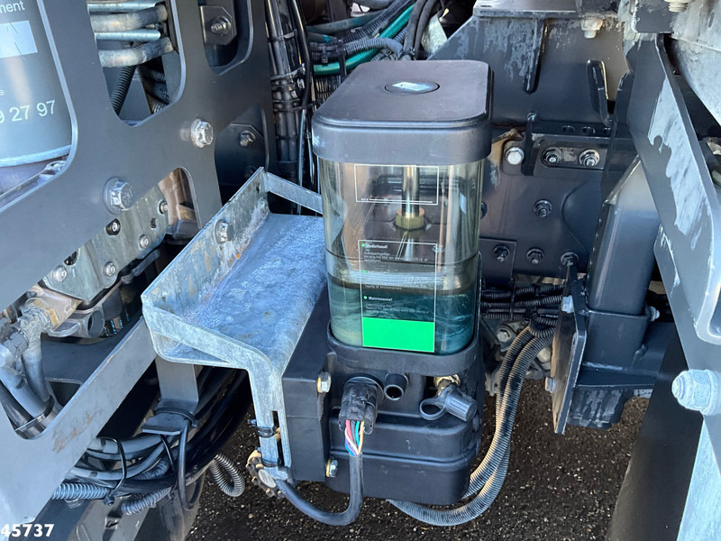 Barredora vial Mercedes-Benz Atego 1324 Euro 6 Bucher Cityfant 6000 Just 82.371 km!: foto 14