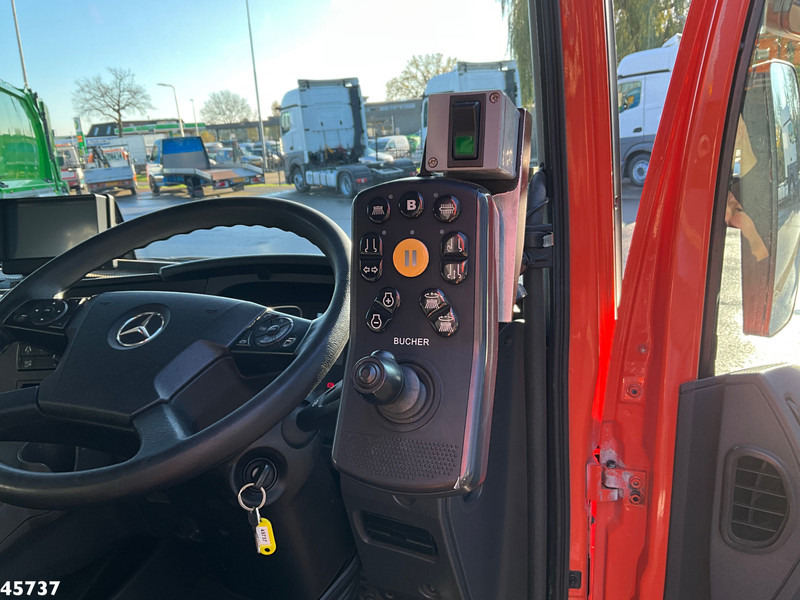 Barredora vial Mercedes-Benz Atego 1324 Euro 6 Bucher Cityfant 6000 Just 82.371 km!: foto 16
