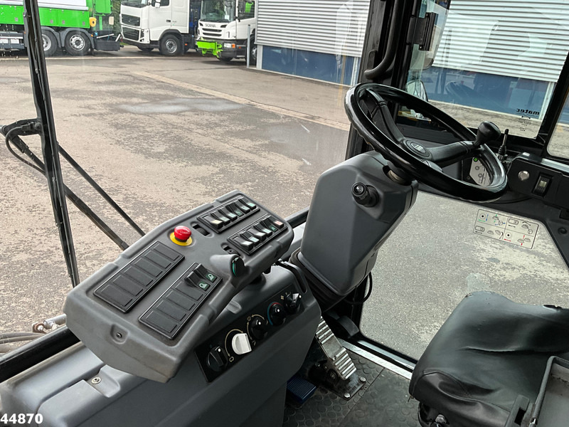 Arrendamiento de Ravo 540 with 3-rd brush Ravo 540 with 3-rd brush: foto 13