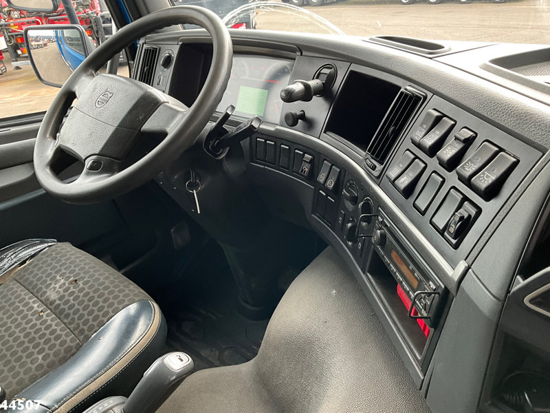 Camión grúa Volvo FMX 450 8x4 Hiab 63 Tonmeter laadkraan + Fly-Jib: foto 15