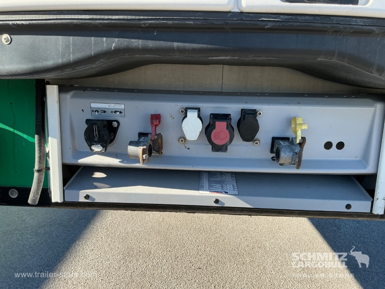 SCHMITZ Reefer Standard - Semirremolque isotérmico: foto 4 SCHMITZ Reefer Standard - Semirremolque isotérmico: foto 4