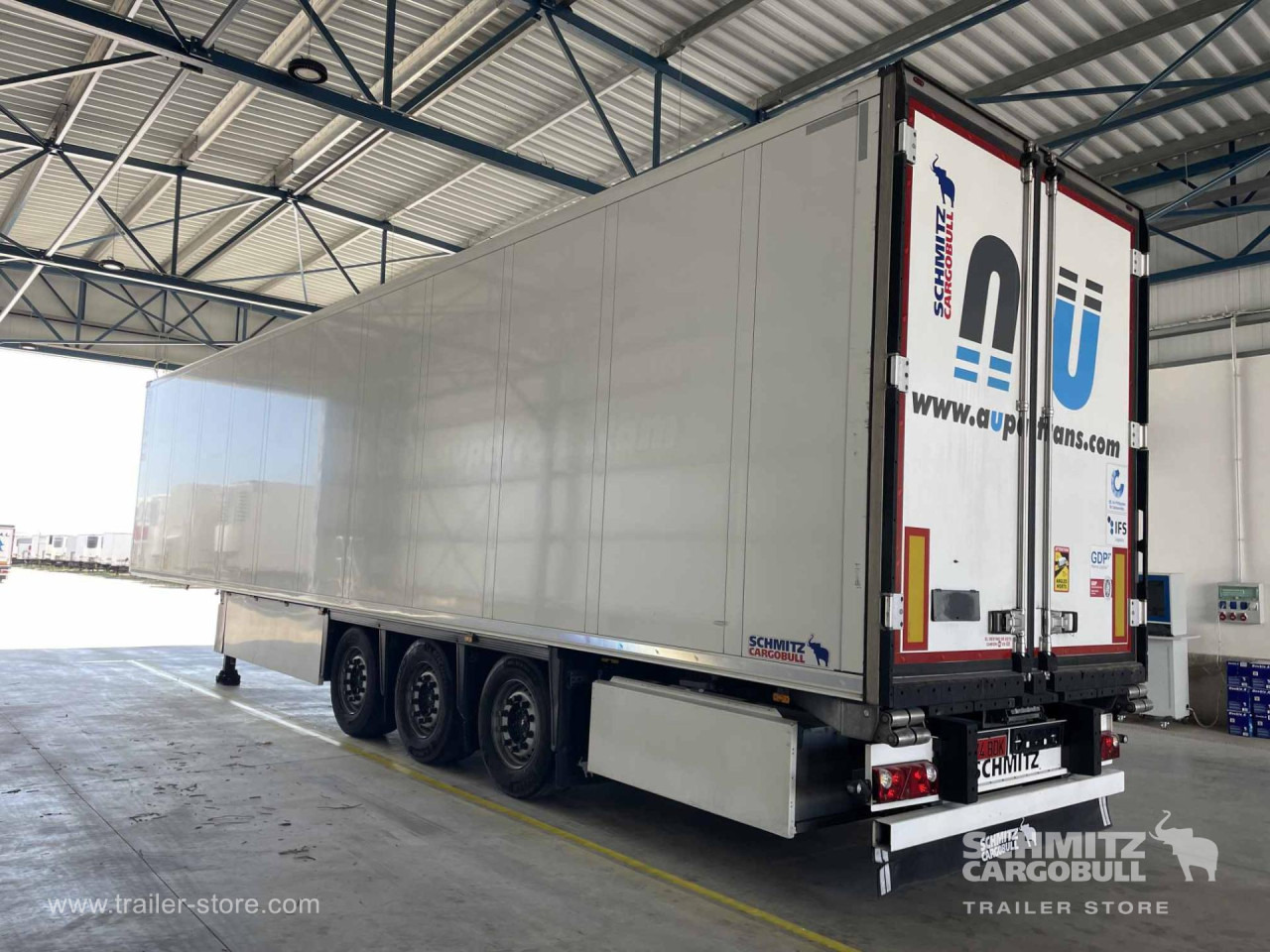 SCHMITZ Semiremolque Frigo Standard - Semirremolque isotérmico: foto 4 SCHMITZ Semiremolque Frigo Standard - Semirremolque isotérmico: foto 4