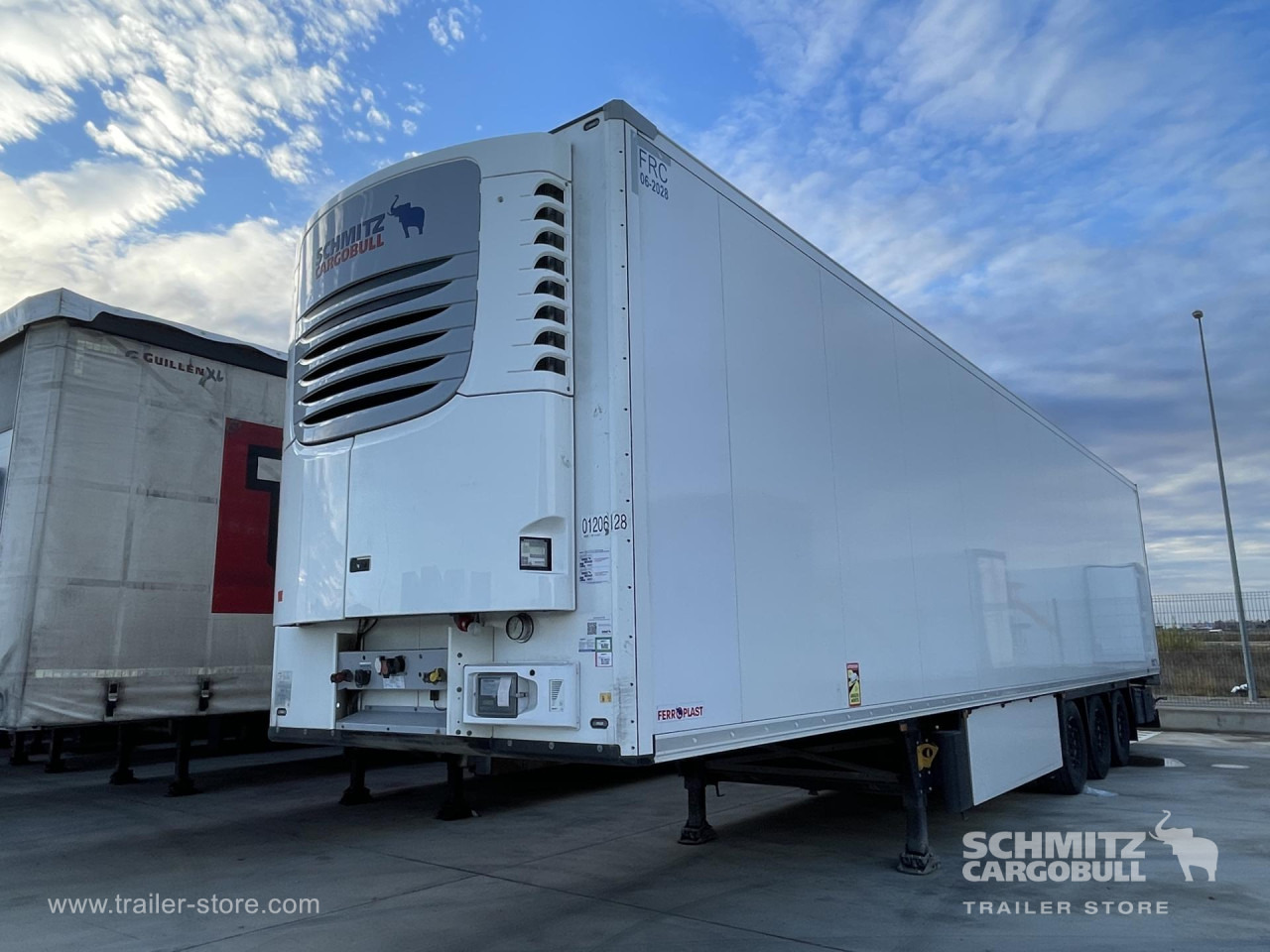 SCHMITZ Semiremolque Frigo Standard - Semirremolque isotérmico: foto 5 SCHMITZ Semiremolque Frigo Standard - Semirremolque isotérmico: foto 5