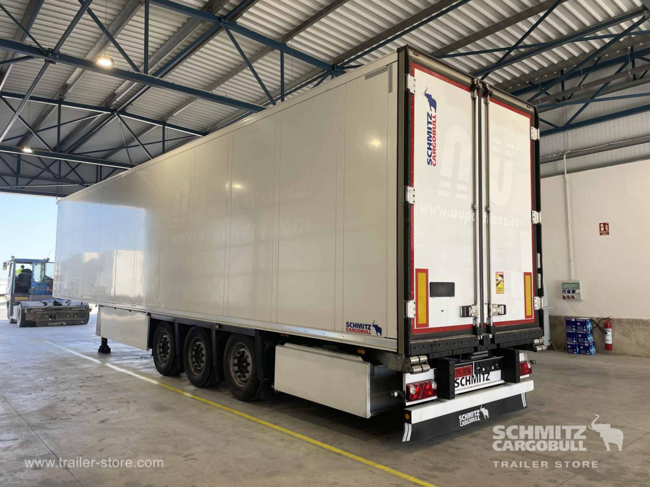 SCHMITZ Semiremolque Frigo Standard - Semirremolque isotérmico: foto 4 SCHMITZ Semiremolque Frigo Standard - Semirremolque isotérmico: foto 4