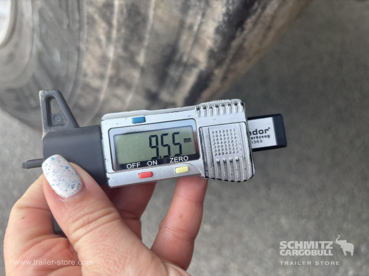 ANDERE Tipper Alu-square sided body 40m³ - Semirremolque volquete: foto 3 ANDERE Tipper Alu-square sided body 40m³ - Semirremolque volquete: foto 3