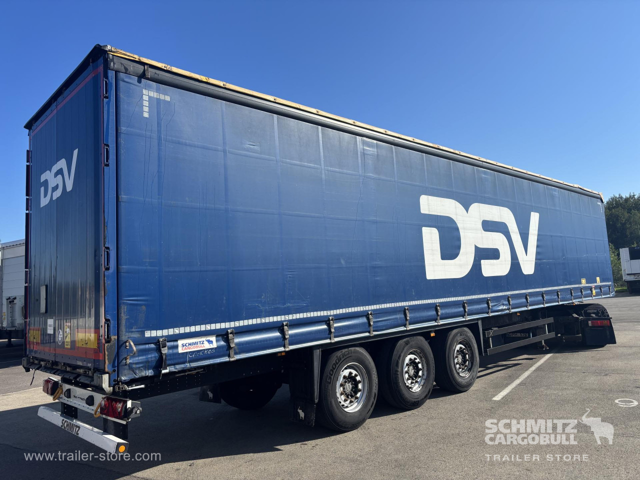 SCHMITZ Curtainsider Standard - Semirremolque lona: foto 1 SCHMITZ Curtainsider Standard - Semirremolque lona: foto 1