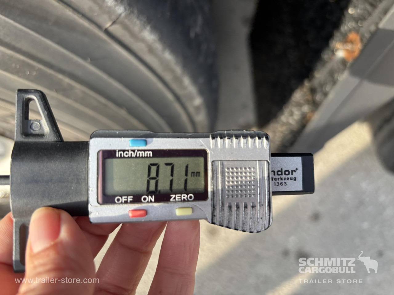 SCHMITZ Curtainsider Standard - Semirremolque lona: foto 2 SCHMITZ Curtainsider Standard - Semirremolque lona: foto 2