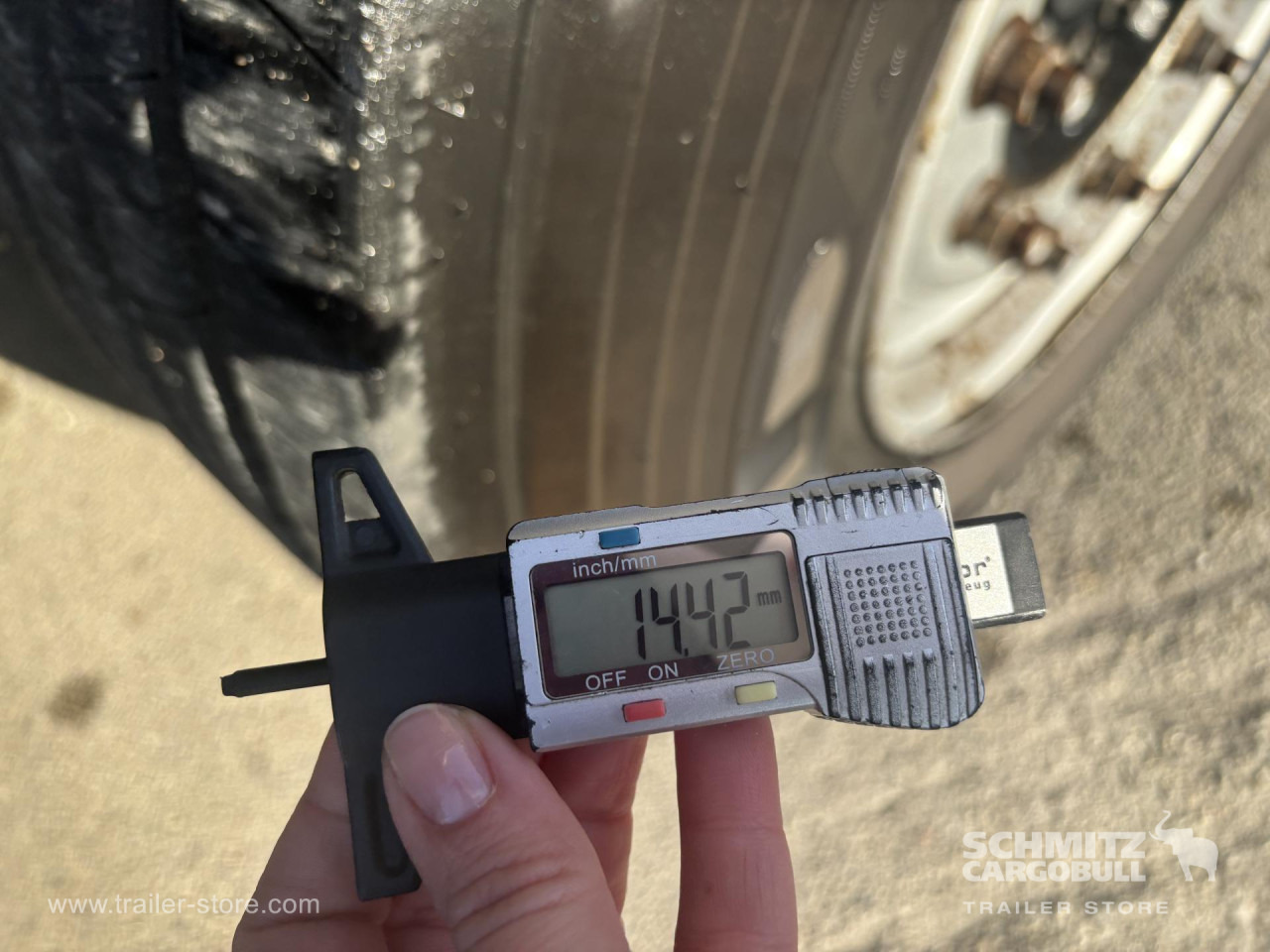 SCHMITZ Curtainsider Standard - Semirremolque lona: foto 4 SCHMITZ Curtainsider Standard - Semirremolque lona: foto 4