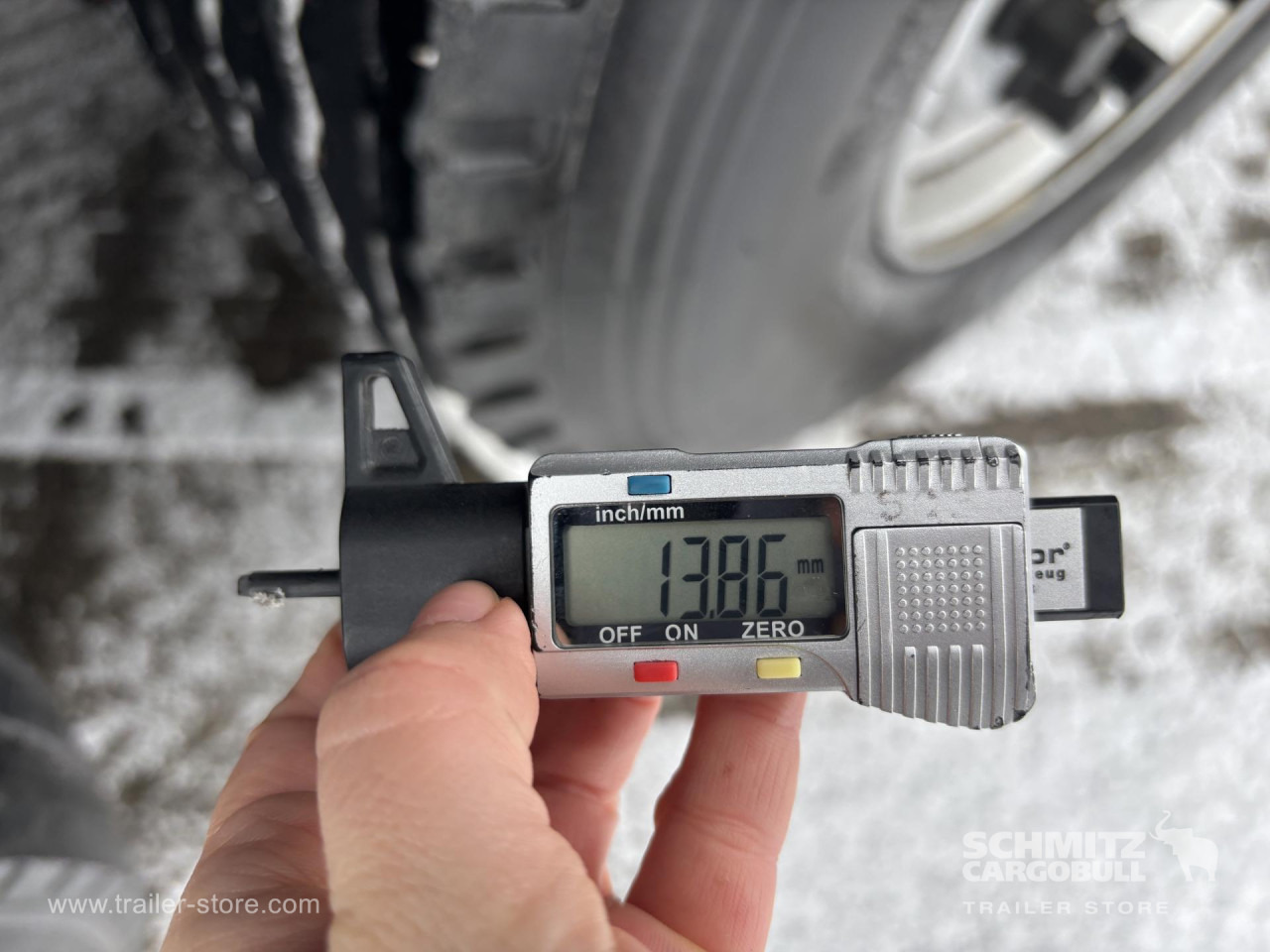 SCHMITZ Curtainsider Standard - Semirremolque lona: foto 2 SCHMITZ Curtainsider Standard - Semirremolque lona: foto 2