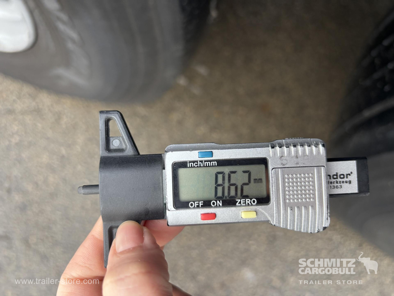 SCHMITZ Curtainsider Standard - Semirremolque lona: foto 4 SCHMITZ Curtainsider Standard - Semirremolque lona: foto 4