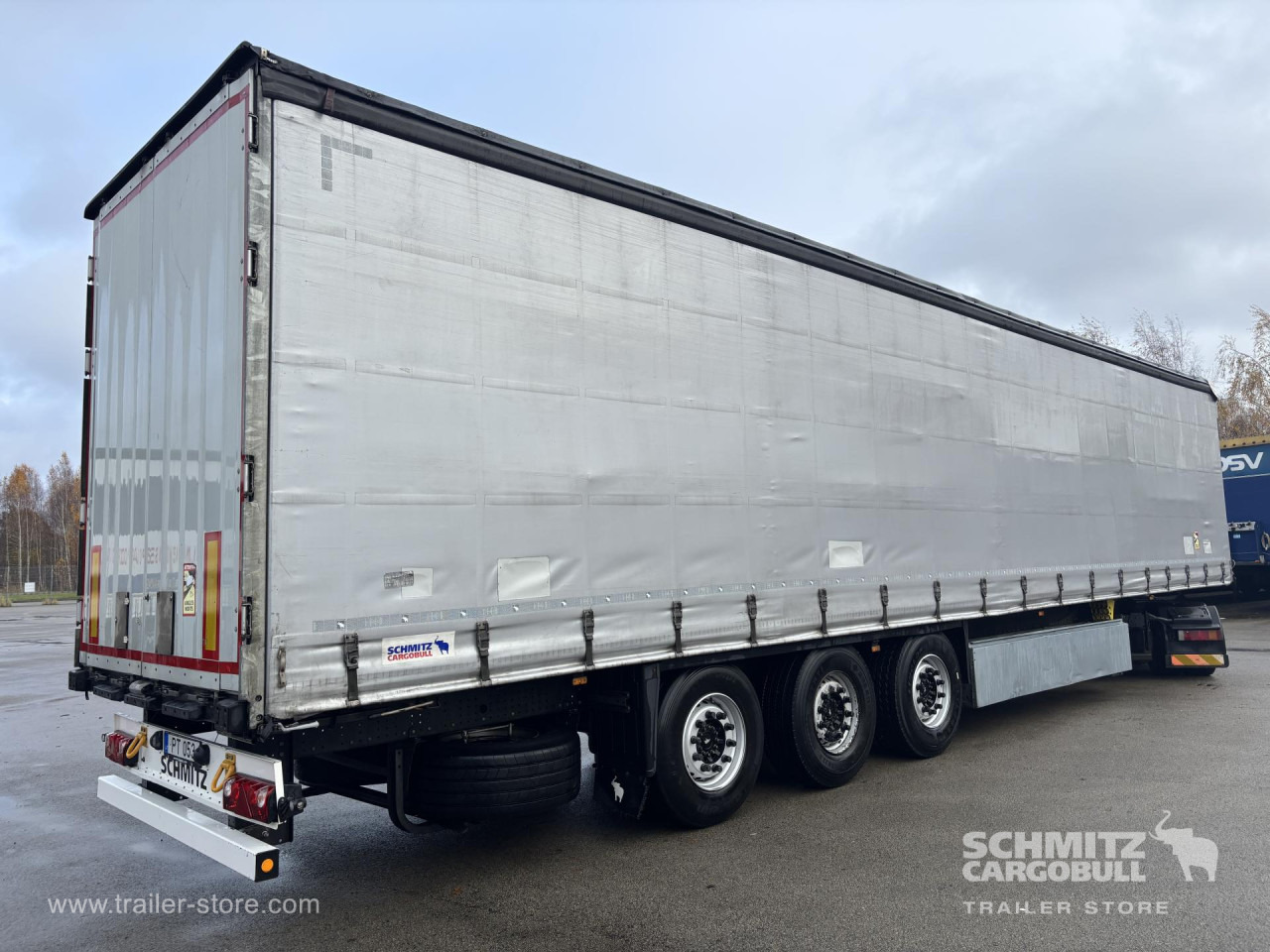 SCHMITZ Curtainsider Standard - Semirremolque lona: foto 1 SCHMITZ Curtainsider Standard - Semirremolque lona: foto 1