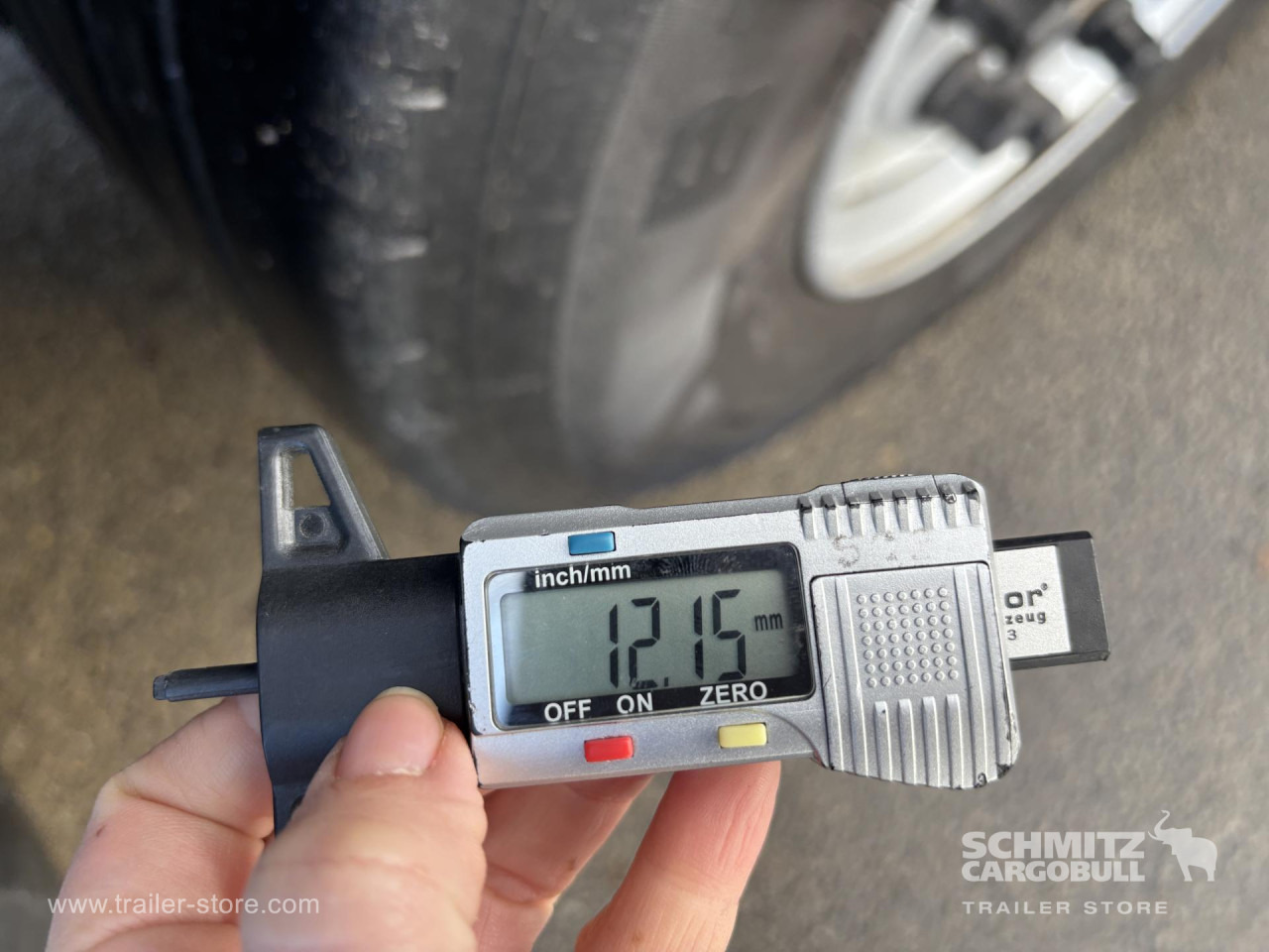 SCHMITZ Curtainsider Standard - Semirremolque lona: foto 2 SCHMITZ Curtainsider Standard - Semirremolque lona: foto 2