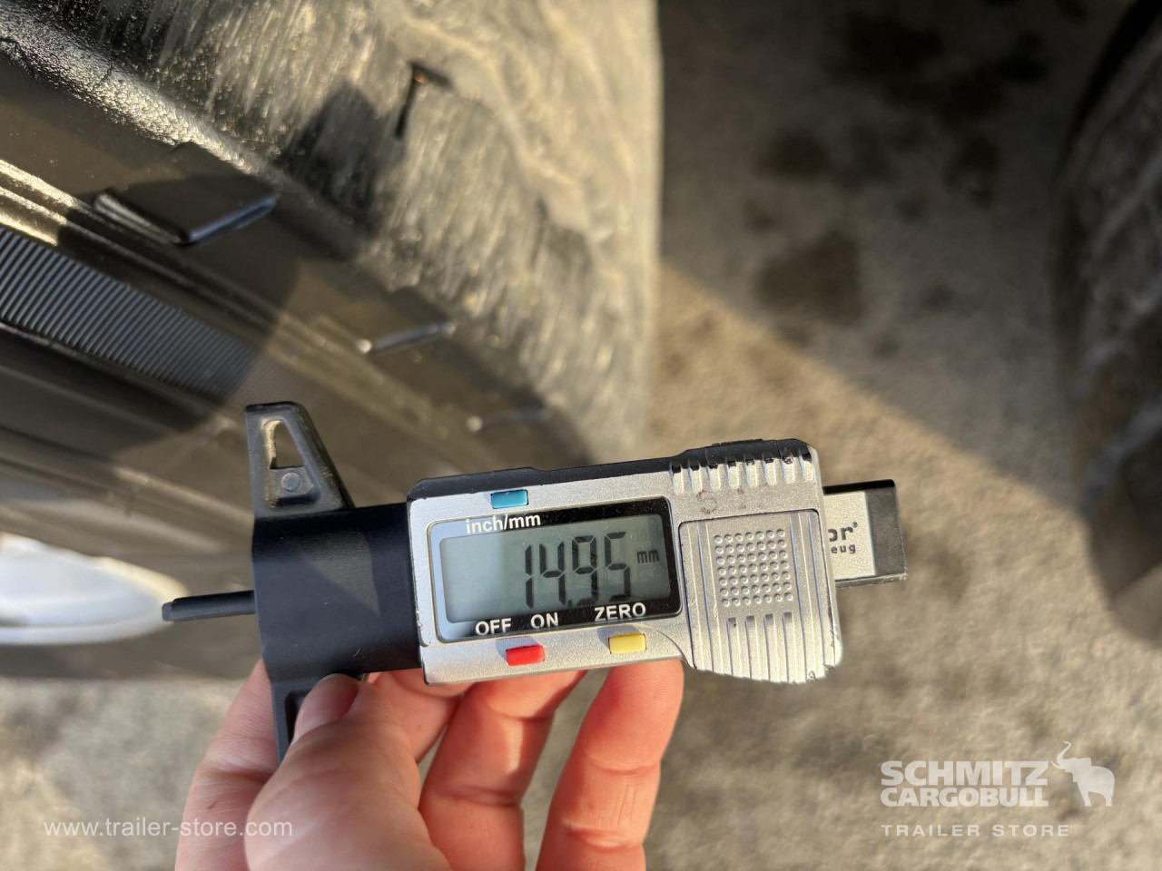 SCHMITZ Curtainsider Standard - Semirremolque lona: foto 2 SCHMITZ Curtainsider Standard - Semirremolque lona: foto 2