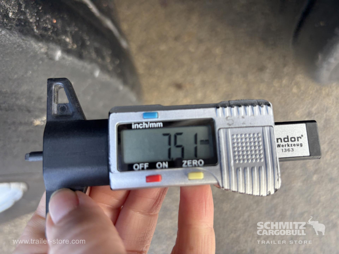 SCHMITZ Curtainsider Standard - Semirremolque lona: foto 3 SCHMITZ Curtainsider Standard - Semirremolque lona: foto 3