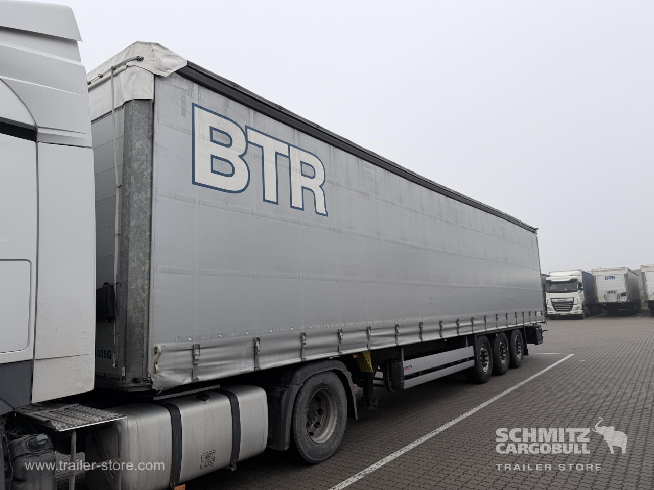 SCHMITZ Curtainsider Standard - Semirremolque lona: foto 4 SCHMITZ Curtainsider Standard - Semirremolque lona: foto 4