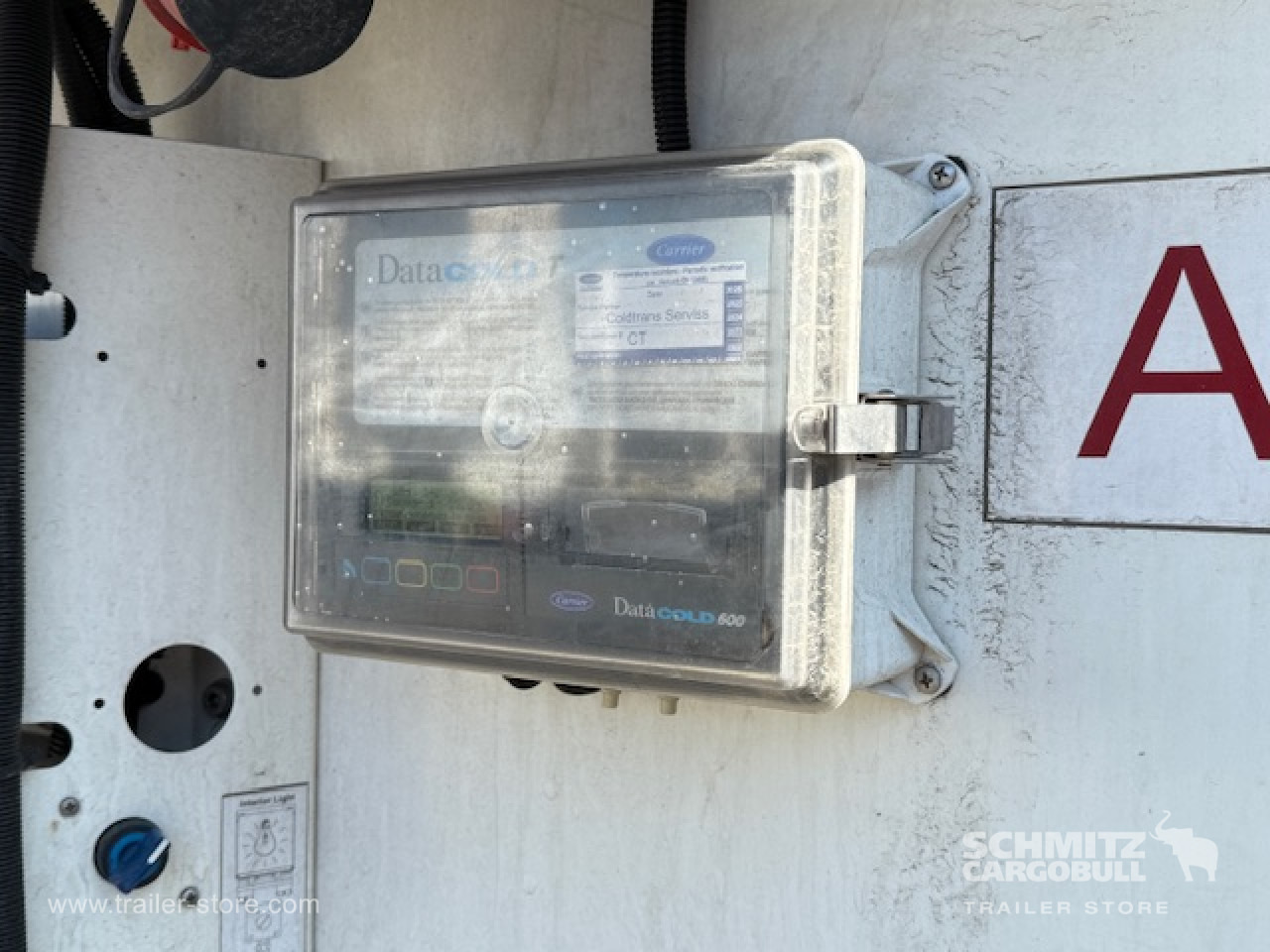 SCHMITZ Oplegger Vries Multitemp - Semirremolque isotérmico: foto 5 SCHMITZ Oplegger Vries Multitemp - Semirremolque isotérmico: foto 5