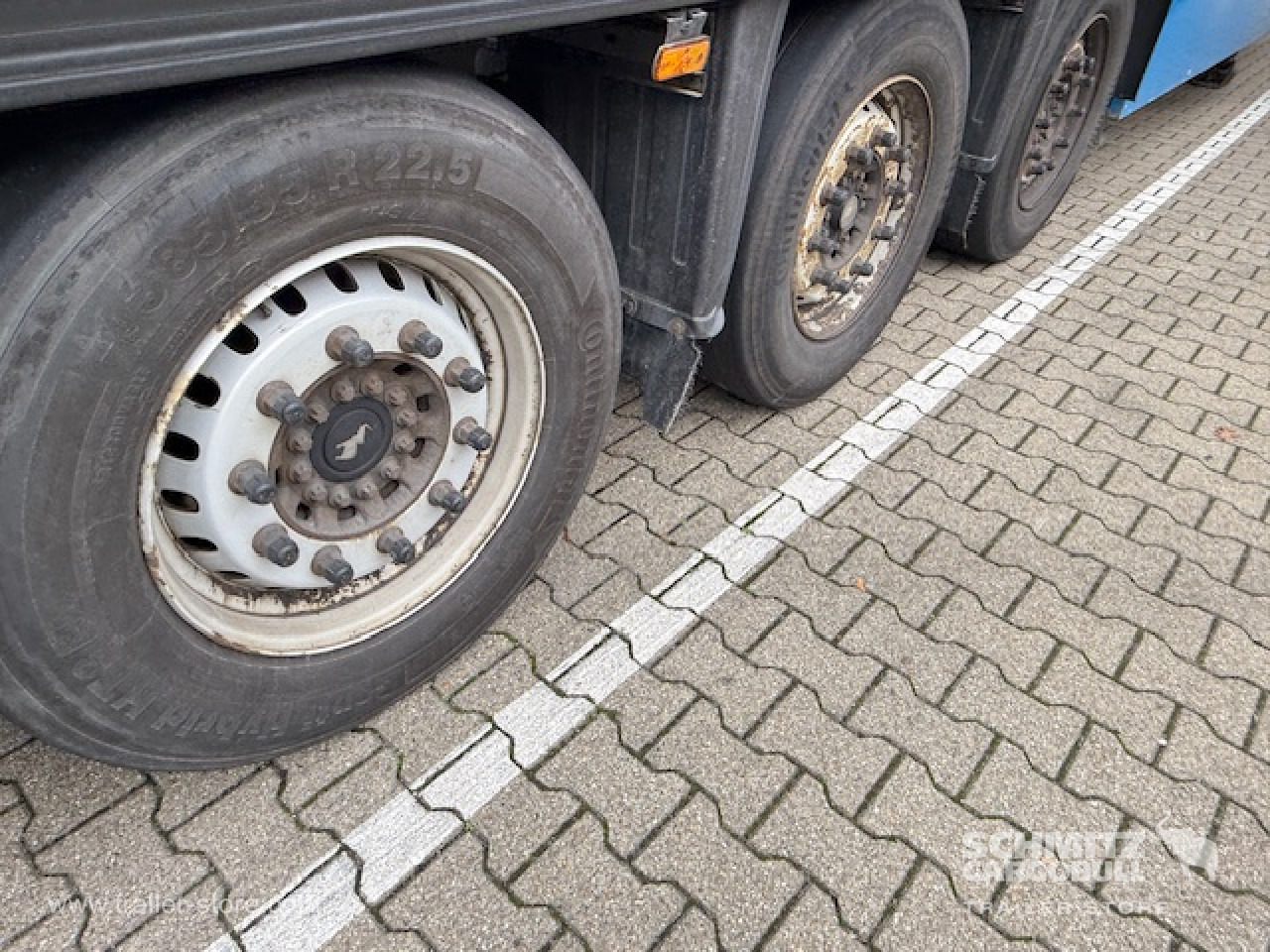 SCHMITZ Oplegger Vries Standard - Semirremolque isotérmico: foto 2 SCHMITZ Oplegger Vries Standard - Semirremolque isotérmico: foto 2