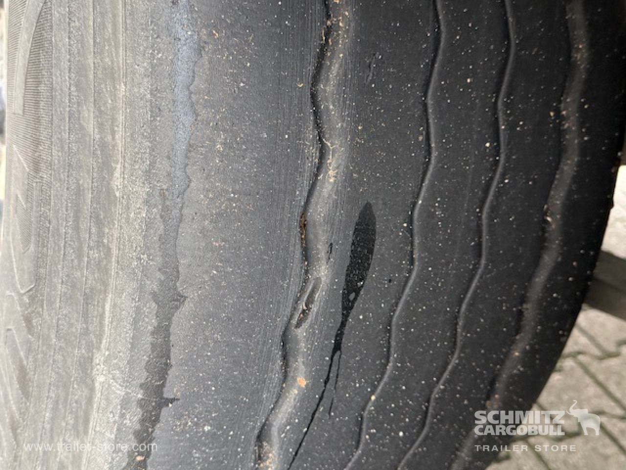 SCHMITZ Oplegger Vries Standard - Semirremolque isotérmico: foto 5 SCHMITZ Oplegger Vries Standard - Semirremolque isotérmico: foto 5