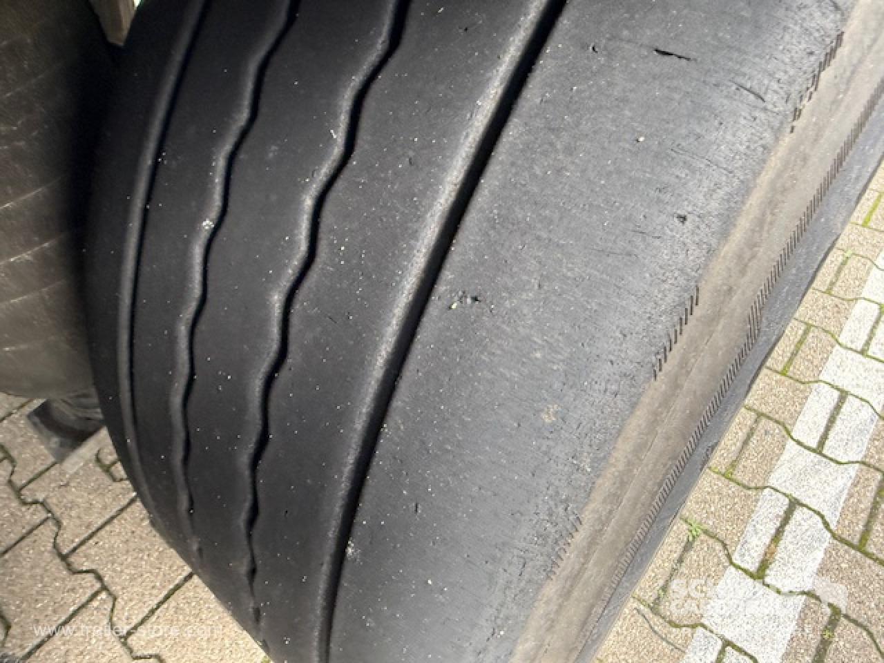 SCHMITZ Oplegger Vries Standard - Semirremolque isotérmico: foto 5 SCHMITZ Oplegger Vries Standard - Semirremolque isotérmico: foto 5