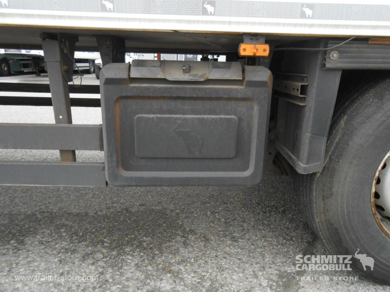 SCHMITZ Reefer Multitemp Double deck - Semirremolque isotérmico: foto 4 SCHMITZ Reefer Multitemp Double deck - Semirremolque isotérmico: foto 4