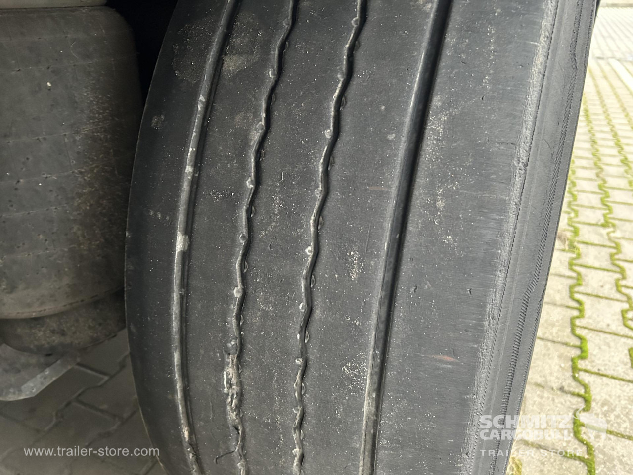 SCHMITZ Reefer Standard Double deck - Semirremolque isotérmico: foto 4 SCHMITZ Reefer Standard Double deck - Semirremolque isotérmico: foto 4