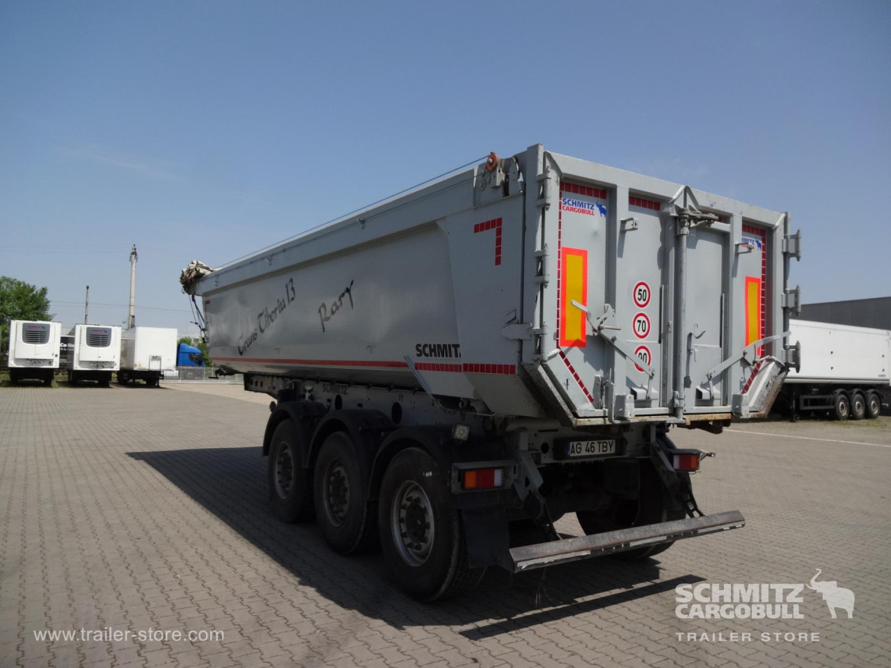 SCHMITZ Tipper Steel half pipe body 252m³ - Semirremolque volquete: foto 1 SCHMITZ Tipper Steel half pipe body 252m³ - Semirremolque volquete: foto 1