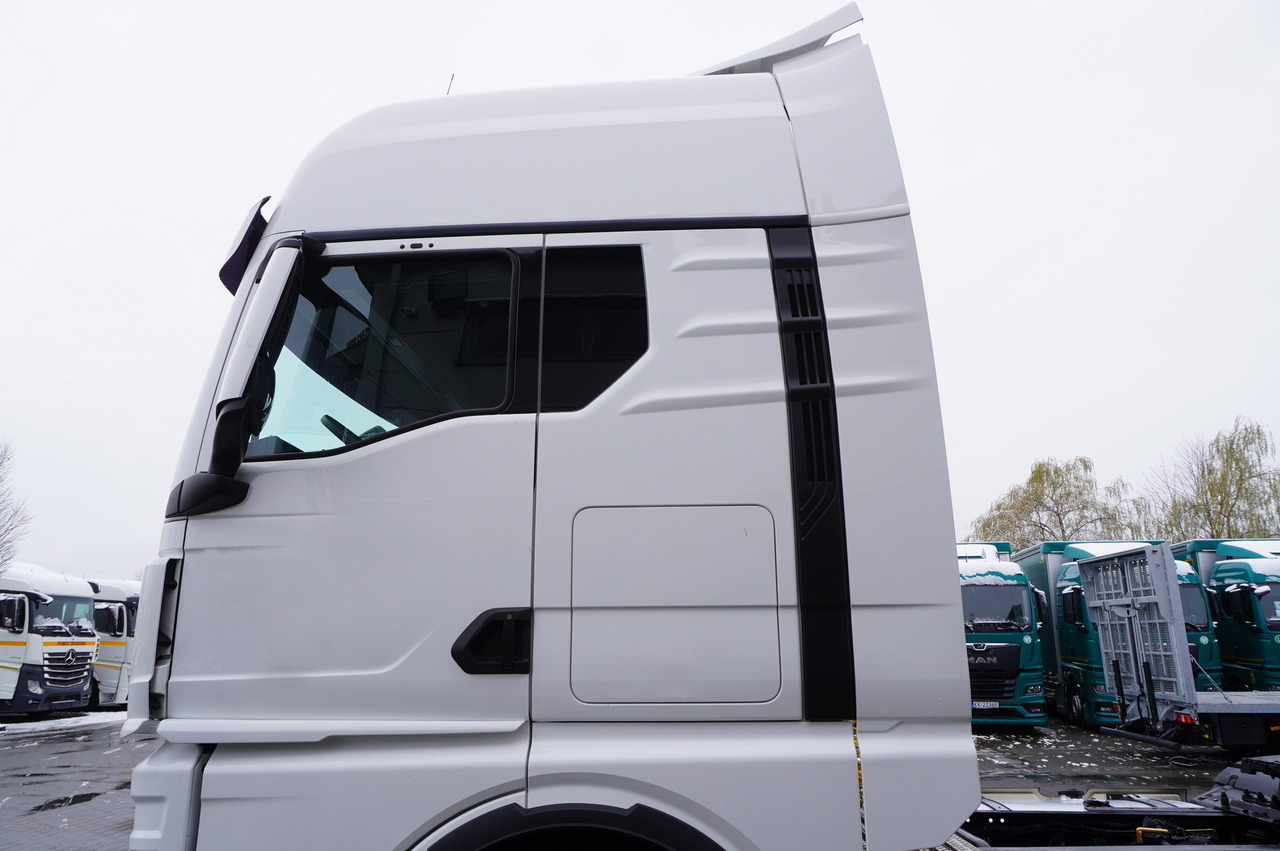 Cabeza tractora MAN TGX 18.510 E6 4×2 tractor unit / Retarder / Sleeper cab / 2023 / 4 units: foto 16