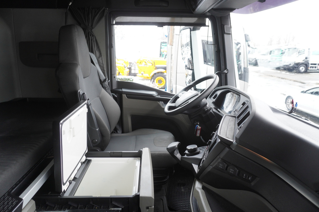 Cabeza tractora MAN TGX 18.510 E6 4×2 tractor unit / Retarder / Sleeper cab / 2023 / 4 units: foto 23