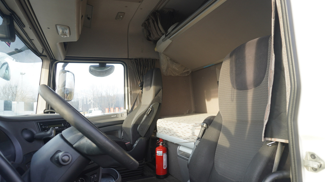 Arrendamiento de DAF XF 410 EURO 6 /410 HP / 20 EPAL / Dhollandia lift 1500 kg DAF XF 410 EURO 6 /410 HP / 20 EPAL / Dhollandia lift 1500 kg: foto 16