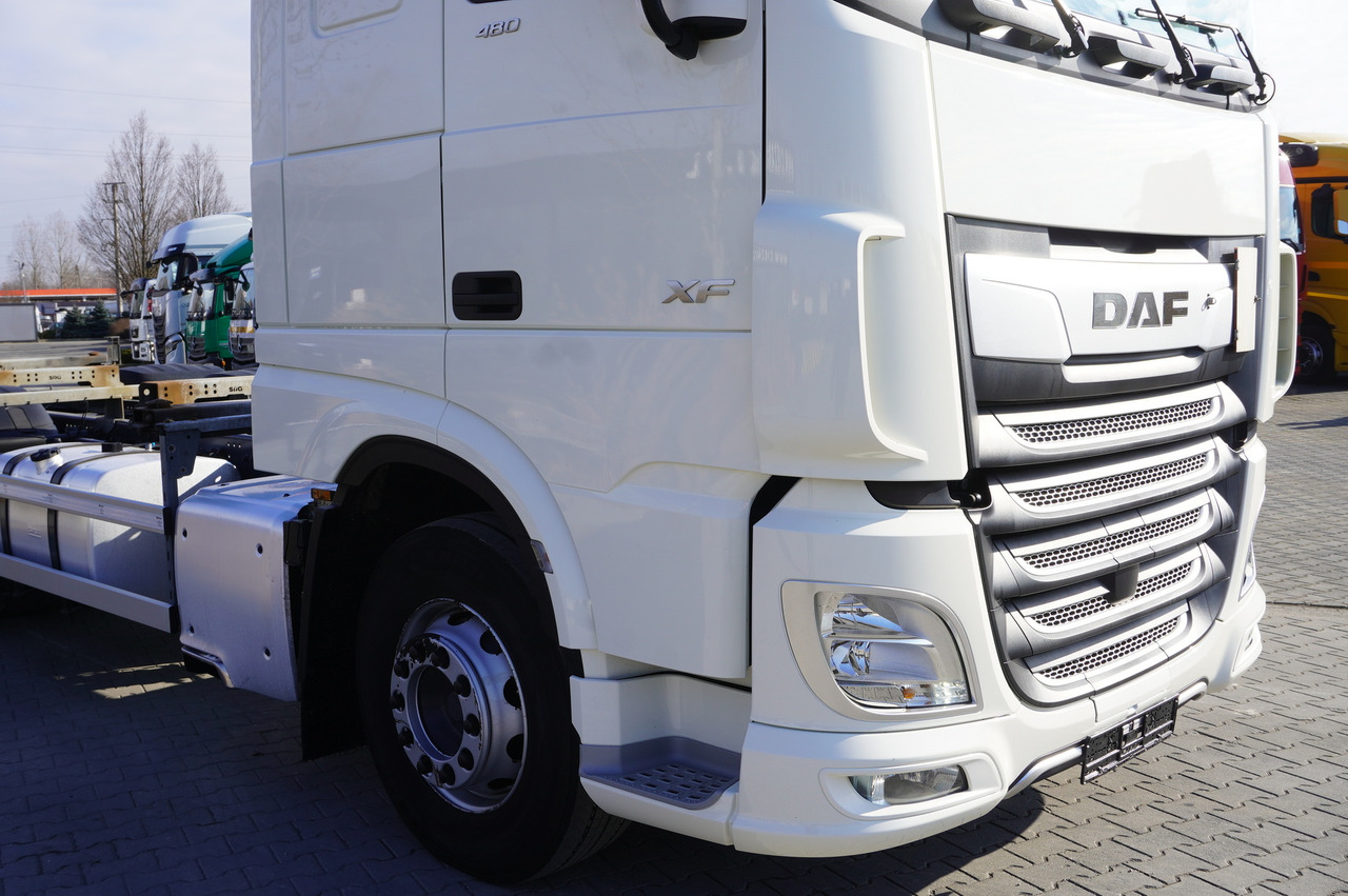 Camión chasis DAF XF 480 SSC / 6x2 / BDF / standard / 380 tho.km: foto 10