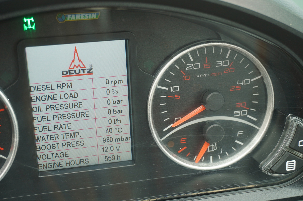 Faresin 730C Classic 55 / NEW / 550 MTH!!! / reach 7 m / joystick - Cargadora de ruedas telescópica: foto 2 Faresin 730C Classic 55 / NEW / 550 MTH!!! / reach 7 m / joystick - Cargadora de ruedas telescópica: foto 2