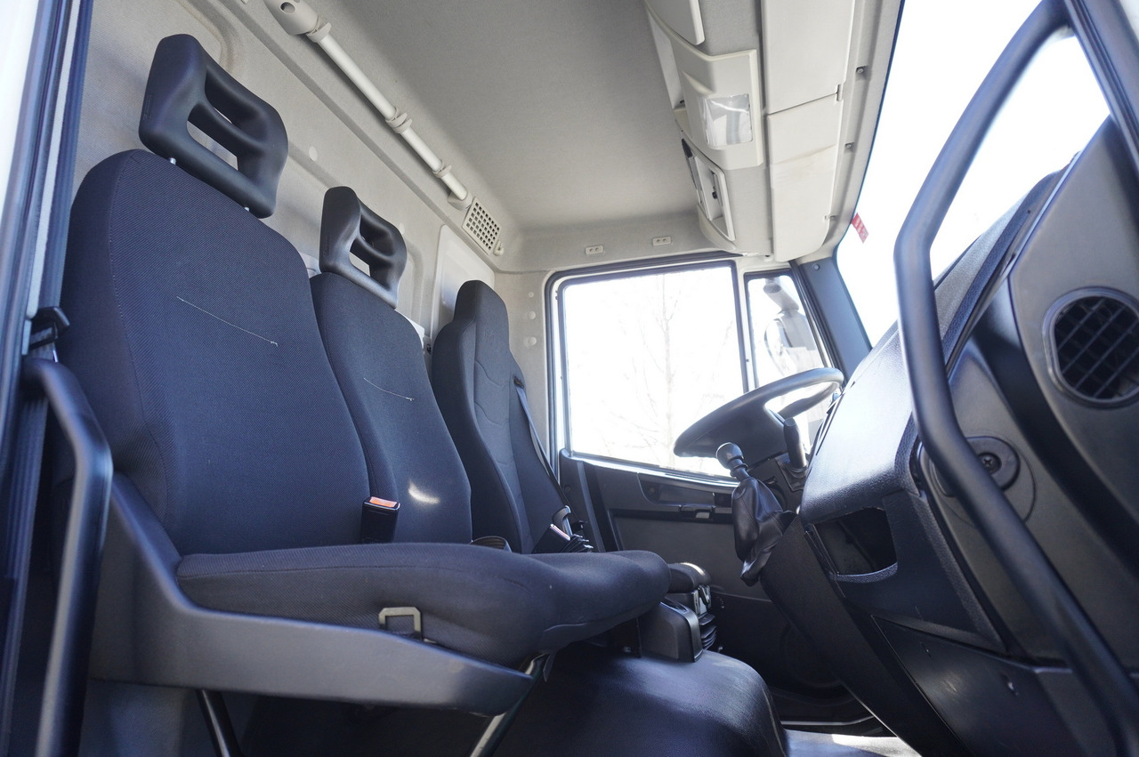 Camión caja cerrada IVECO Eurocargo 120-190 / 160 thousand km !!! / Box 18 EPAL / Dhollandia lift 1500 kg: foto 19