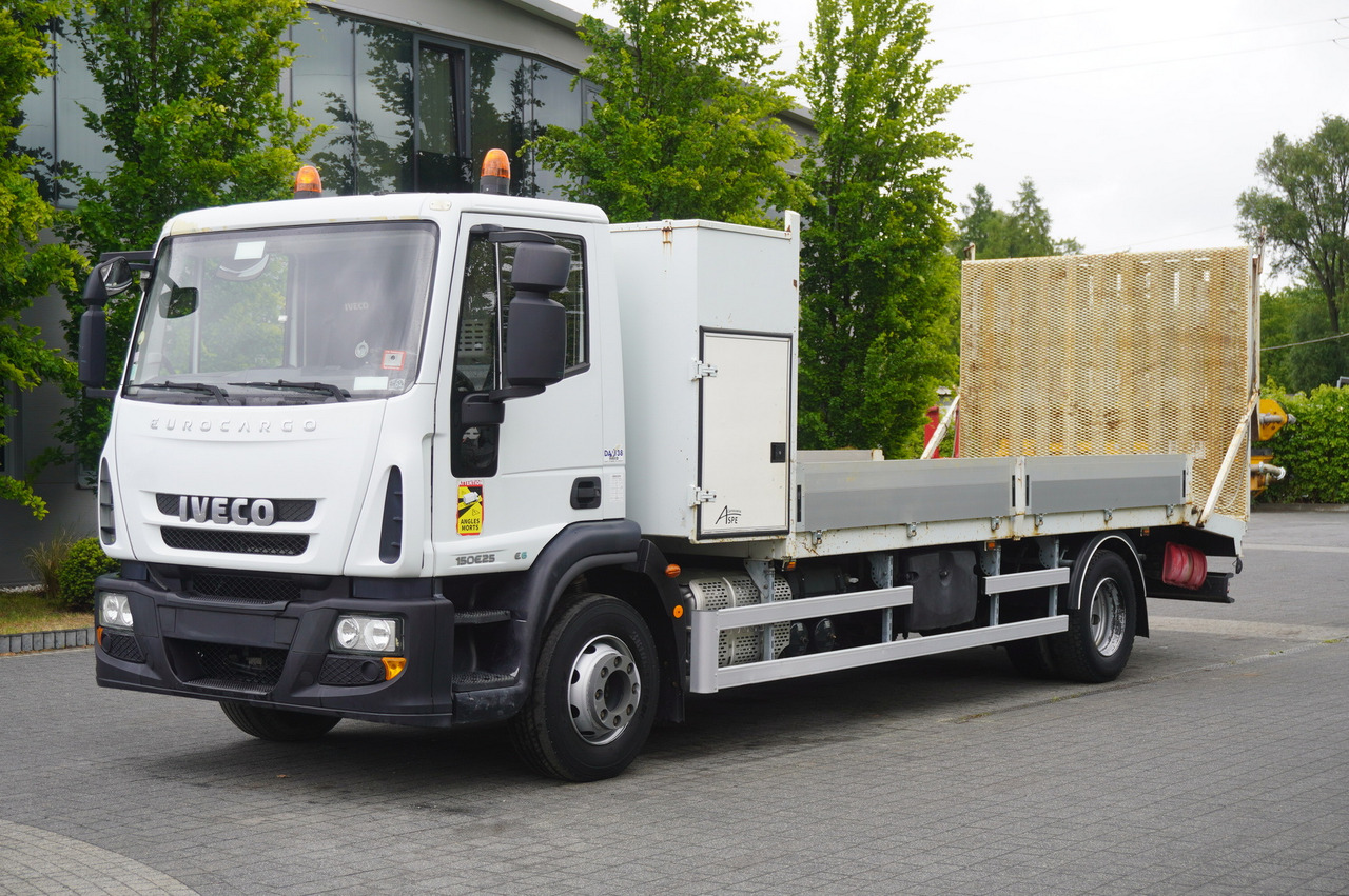 Arrendamiento de IVECO Eurocargo 150 E25 / 90 tho. km !!! / Tow truck IVECO Eurocargo 150 E25 / 90 tho. km !!! / Tow truck: foto 15