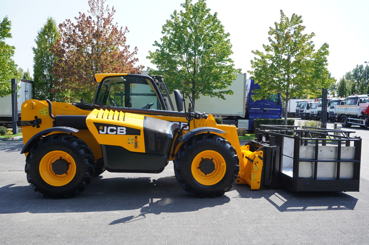 JCB 535-95 / 3.5 T / range 9.5 m / joystick - Cargadora de ruedas telescópica: foto 5 JCB 535-95 / 3.5 T / range 9.5 m / joystick - Cargadora de ruedas telescópica: foto 5