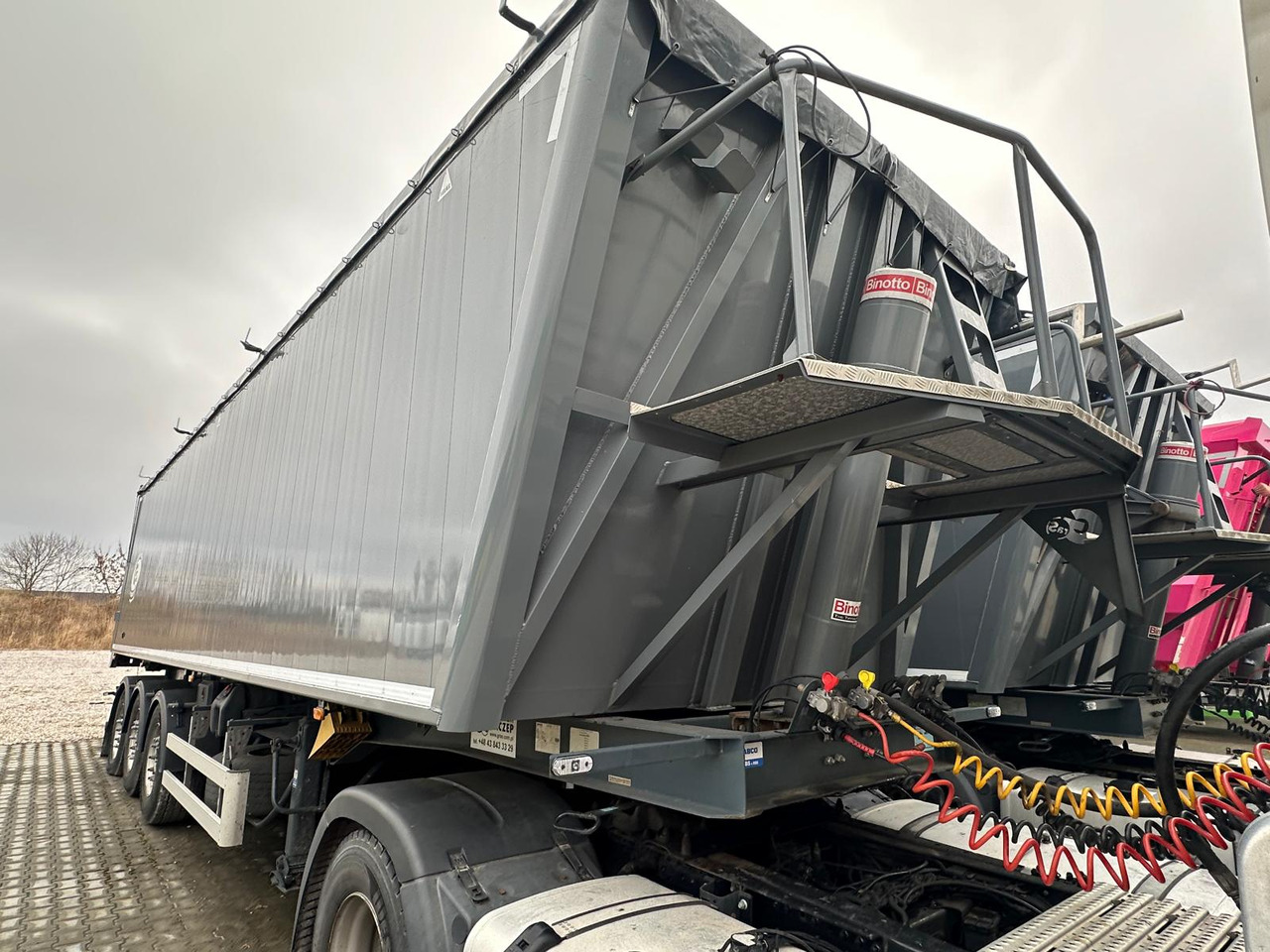 LEGRAS GS tipper / 50 m3 semi-trailer! / 2023 / 2 units - Semirremolque volquete: foto 5 LEGRAS GS tipper / 50 m3 semi-trailer! / 2023 / 2 units - Semirremolque volquete: foto 5