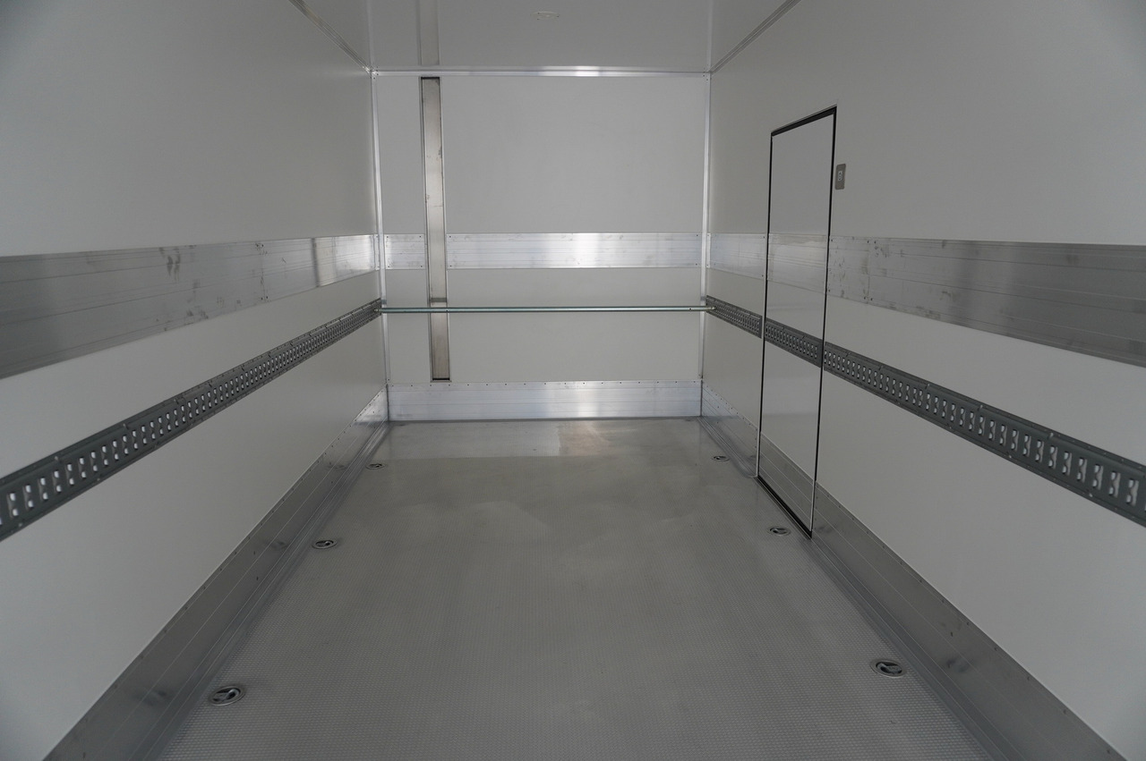 Arrendamiento de MAN New MAN TGX 26.400 / NEW IGLOOCAR refrigerator 20 pallets / 6×2 / 2024 / 2 units MAN New MAN TGX 26.400 / NEW IGLOOCAR refrigerator 20 pallets / 6×2 / 2024 / 2 units: foto 9