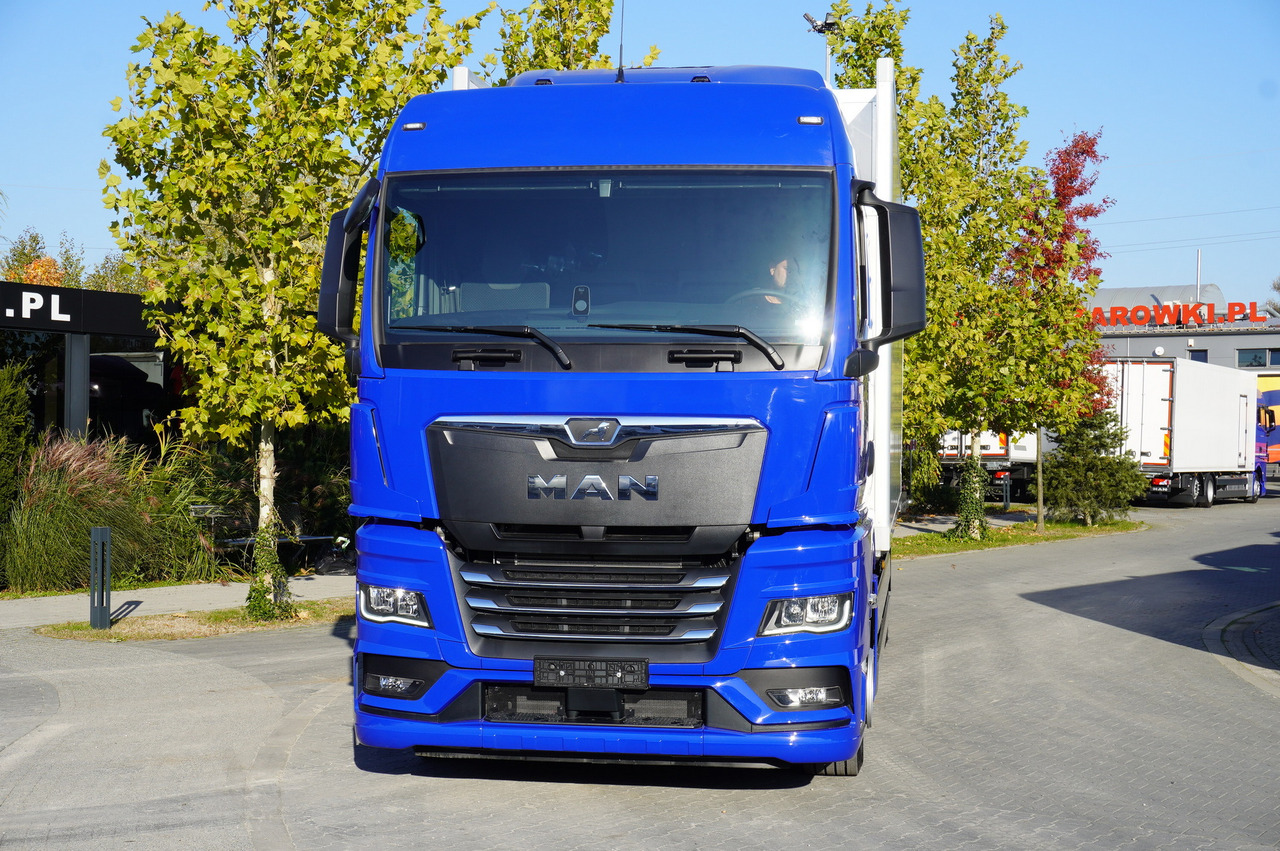 MAN New Refrigerator MAN TGX 26.400 / IGLOOCAR 23 pallets / Carrier Supra 1150 - Camión frigorífico: foto 5 MAN New Refrigerator MAN TGX 26.400 / IGLOOCAR 23 pallets / Carrier Supra 1150 - Camión frigorífico: foto 5