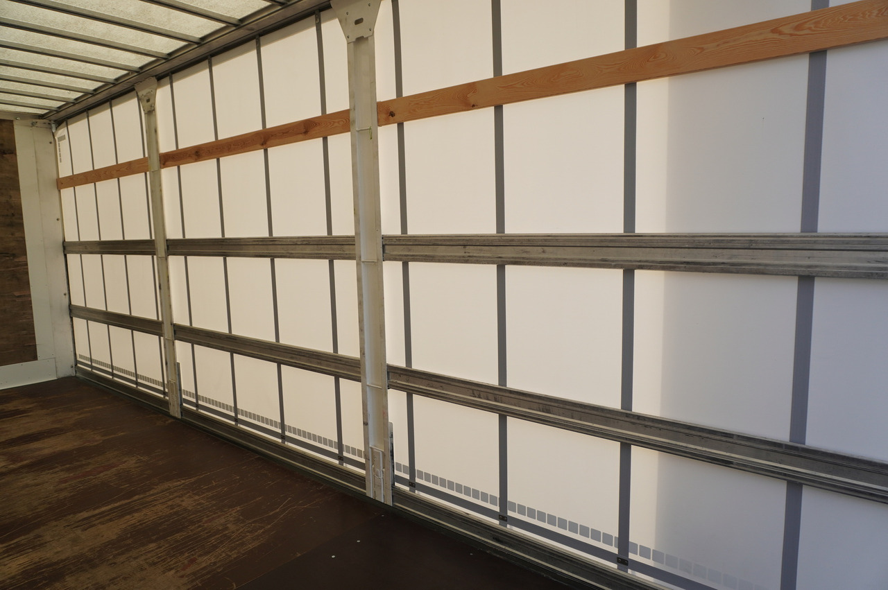 Arrendamiento de MAN TGL 12.220 / Curtainsider 19 EPAL / 140 tho. km MAN TGL 12.220 / Curtainsider 19 EPAL / 140 tho. km: foto 11