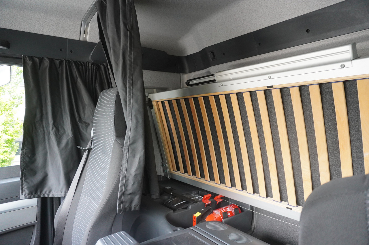 Camión lona MAN TGS 18.440 / 19 EPAL curtainsider / Sleeper cab [ Copy ]: foto 22