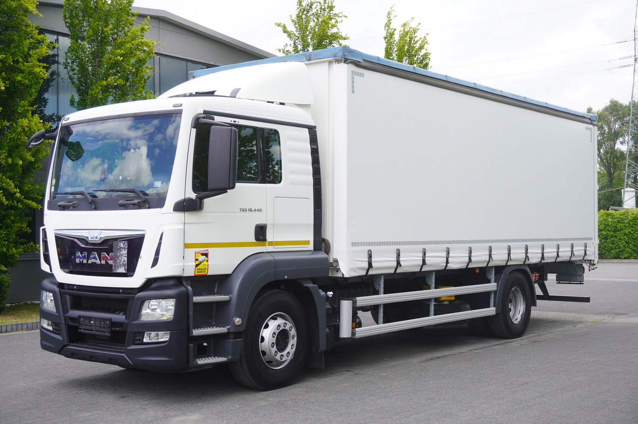 Camión lona MAN TGS 18.440 / 19 EPAL curtainsider / Sleeper cab [ Copy ]: foto 6