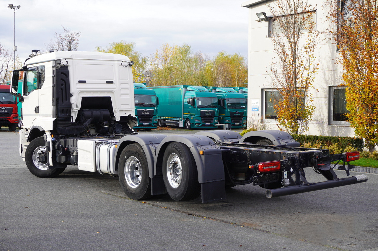 MAN TGS 26.510 6x4/4 Hydrodrive / Steering axle / Retarder / Sleeper cab - Camión chasis: foto 3 MAN TGS 26.510 6x4/4 Hydrodrive / Steering axle / Retarder / Sleeper cab - Camión chasis: foto 3