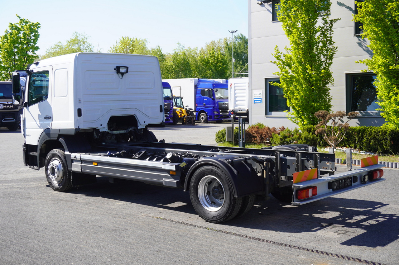 MERCEDES-BENZ 1223 / Full ADR / 440 cm chassis / Sleeper cab / 175 tho. km - Camión chasis: foto 5 MERCEDES-BENZ 1223 / Full ADR / 440 cm chassis / Sleeper cab / 175 tho. km - Camión chasis: foto 5