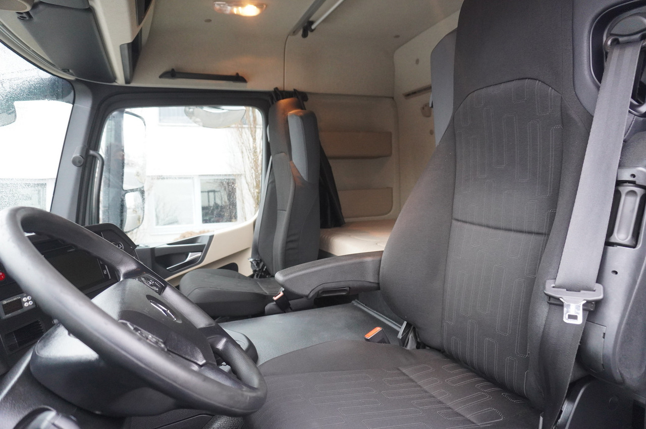 Camión chasis MERCEDES-BENZ Actros 1824 / 9.1 m chassis / sleeping cabin: foto 18