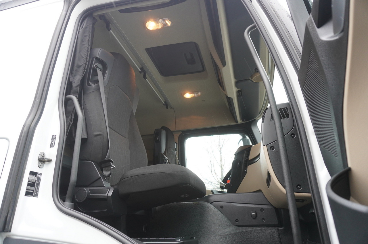 Camión chasis MERCEDES-BENZ Actros 1824 / 9.1 m chassis / sleeping cabin: foto 28
