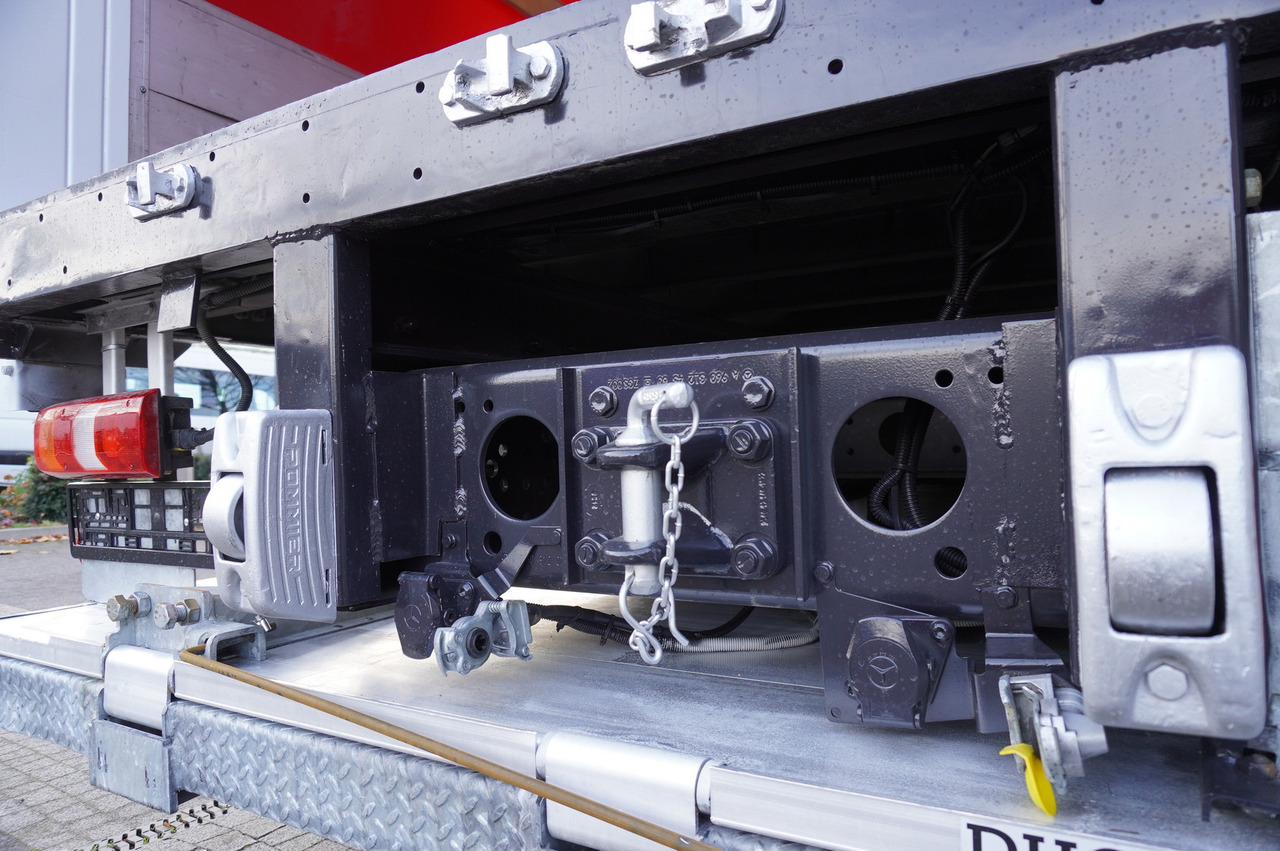 Camión lona MERCEDES-BENZ Actros 1835 E6 4×2 / Curtainsider 21 pallets / tail lift 1.5t: foto 29