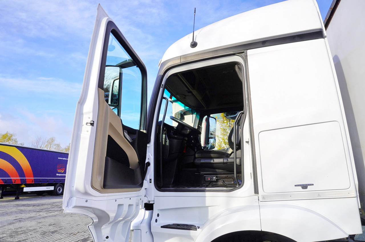 MERCEDES-BENZ Actros 1835 E6 4×2 / Curtainsider 21 pallets / tail lift 1.5t - Camión lona: foto 5 MERCEDES-BENZ Actros 1835 E6 4×2 / Curtainsider 21 pallets / tail lift 1.5t - Camión lona: foto 5