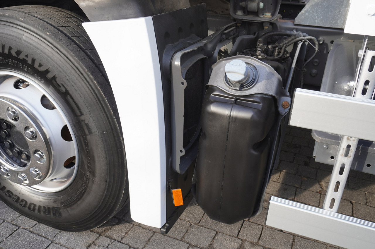 Camión lona MERCEDES-BENZ Actros 1835 E6 4×2 / Curtainsider 21 pallets / tail lift 1.5t: foto 19